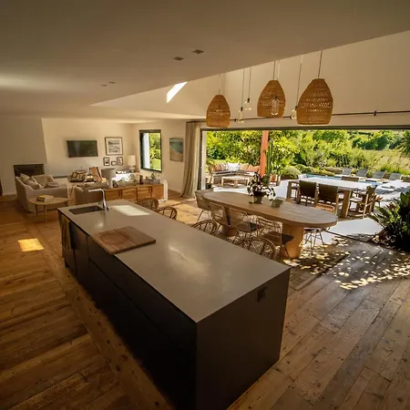 Loreteian - Splendide Au Calme Ahetze