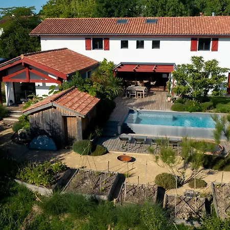 Loreteian - Splendide Au Calme Ahetze